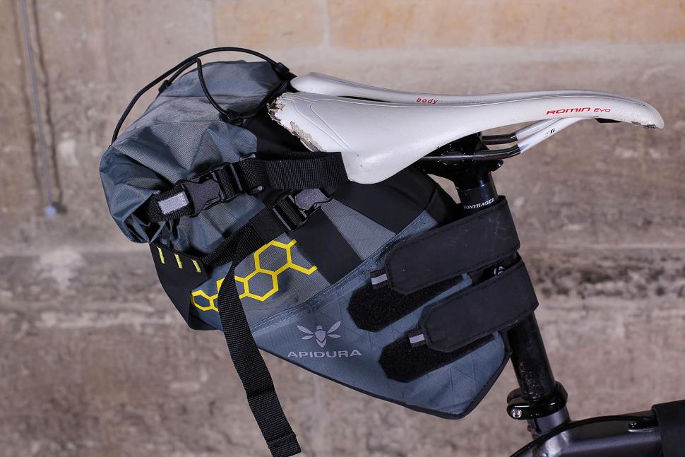Review: Apidura Saddle Pack (mid size) | road.cc
